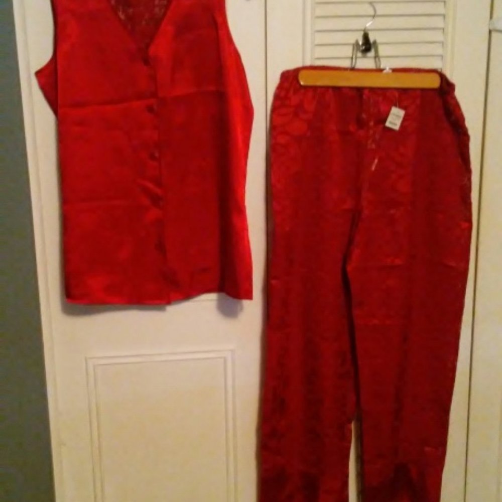 Red Hot Satiny Lounge Set New
